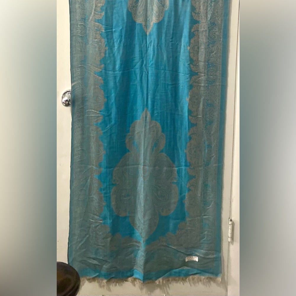 100% Cashmere Scarf Blue and Gold
